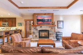 Catamount Lodge 308 by East West Hospitality Truckee